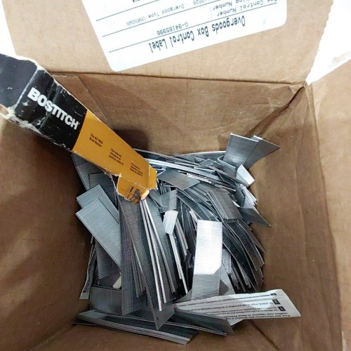~6000PK BOSTITCH 18GA BRAD NAILS - 1" LONG - (MODEL: BT1309B) image 3