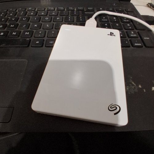 SEAGATE GAME DRIVE FOR PLAYSTATION (PS4/PS5) SYSTEMS 2TB EXTERNAL HARD DRIVE PORTABLE HDD - WHITE (MODEL: SRD00F1/3JAAP1-500) image 2
