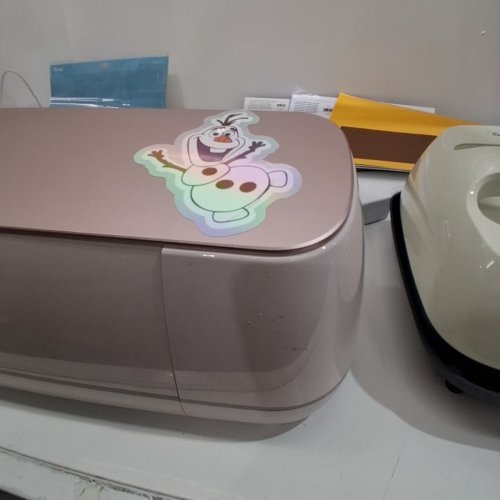 CRICUT MAKER 4 SMART VINYL PAPER CUTTING MACHINE + ESSENTIAL BUNDLE - WITH BLUETOOTH CONNECTIVITY, COMPATIBLE WITH IOS, ANDROID, WINDOWS & MAC - SEASHELL (MODEL: CXPL303B) image 7