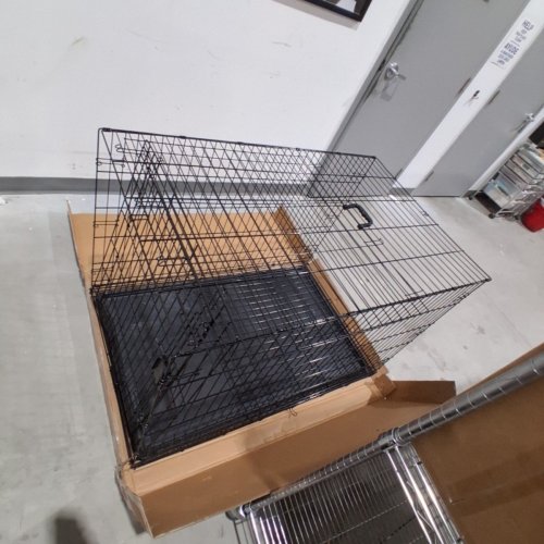 AMAZON BASICS FOLDABLE METAL WIRE SINGLE DOOR DOG CRATE WITH TRAY - 30" X 48" X 32" - BLACK image 5