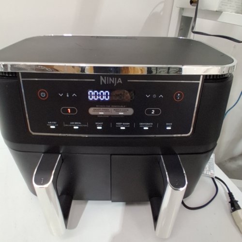 NINJA FOODI 6-IN-1 DUALZONE XL AIR FRYER, 2 INDEPENDENT BASKETS - 10QT./XL - BLACK (MODEL: DZ302C) image 2