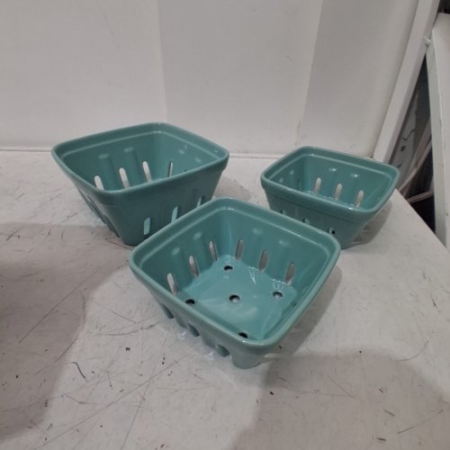 3PC OVER&BACK MULTIPURPOSE CERAMIC BERRY BASKETS SET - MULTIPLE SIZES - LIGHT BLUE (MODEL: 1901778) image 2