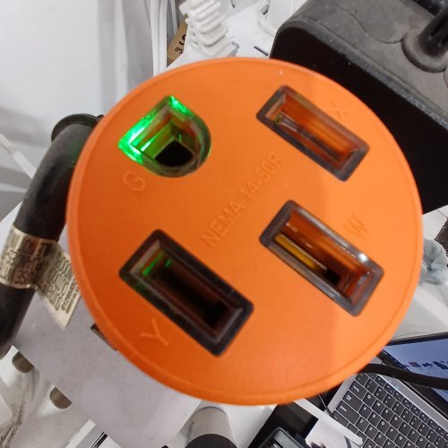VEVOR Heavy Duty WELDING EXTENSION power CORD with LED Indicator Handle - male to female connector - 30AMP - 250V - 25FT - orange/black image 3