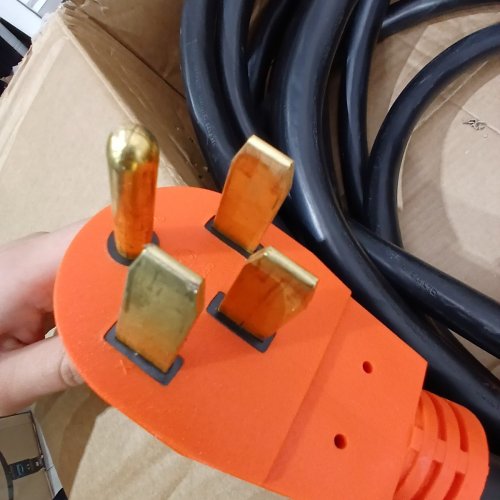VEVOR Heavy Duty WELDING EXTENSION power CORD with LED Indicator Handle - male to female connector - 30AMP - 250V - 25FT - orange/black image 6