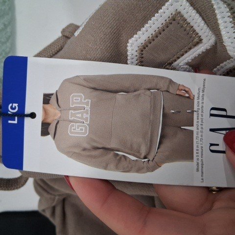 WOMEN'S GAP LOGO HOODIE - LARGE -TAUPE image 2
