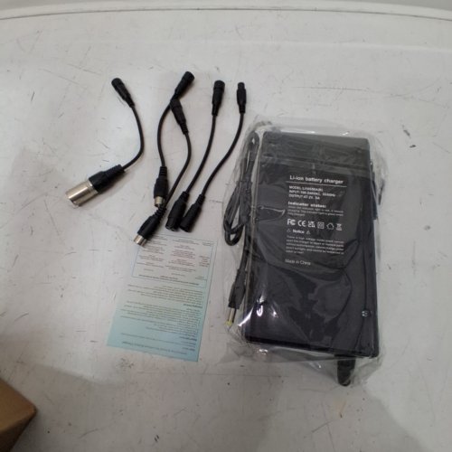 TNVODEJO LI ION BATTERY CHARGER MULTIPLE PLUGS - 67.2V - 5A - BLACK (MODEL: LI16S50A(B)) image 2