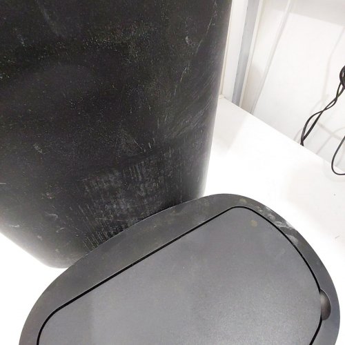 TOUCHLESS MOTION SENSOR TRASH CAN - 13 GAL - BLACK image 4