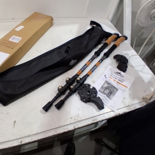 CASCADE MOUNTAIN TECH ALUMINUM TREKKING POLES LIGHT WEIGHT AND ADJUSTABLE CORK- black/brown image 2