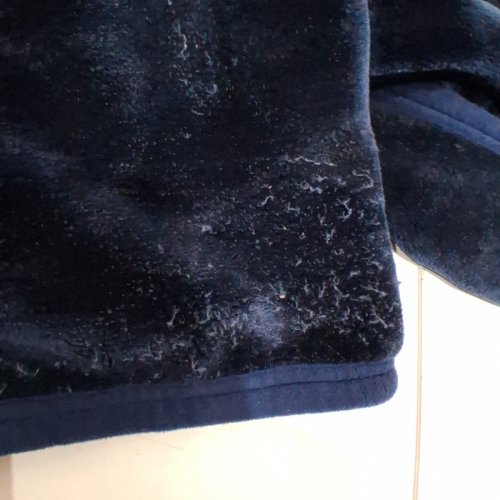 ROYAL VELVET PLUSH THROW BLANKET - 60 " X 70" - BLUE (MODEL: 1796305) image 3