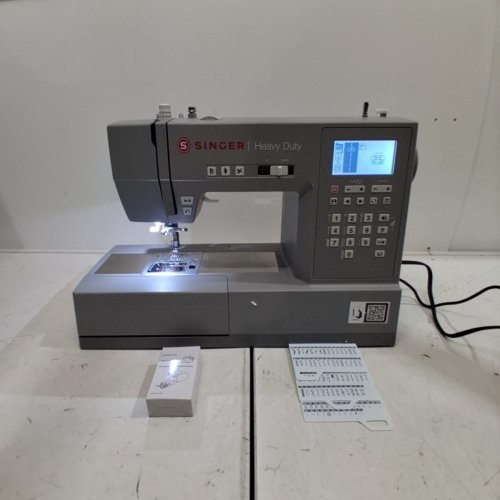 SINGER HEAVY DUTY 6800C COMPUTERIZED SEWING MACHINE WITH ACCESSORY KIT - GREY - (MODEL: HD6800C) image 4