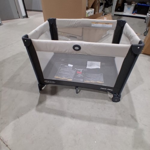 GRACO PACK N' PLAY ON THE GO ZIP PLAYARD - REEVES - BLACK/GREY (MODEL: 2217526) image 2