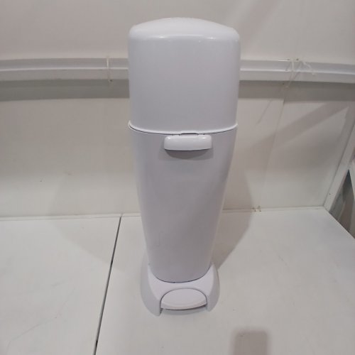 PLAYTEX BABY DIAPER GENIE ELITE PAIL SYSTEM - WHITE image 2