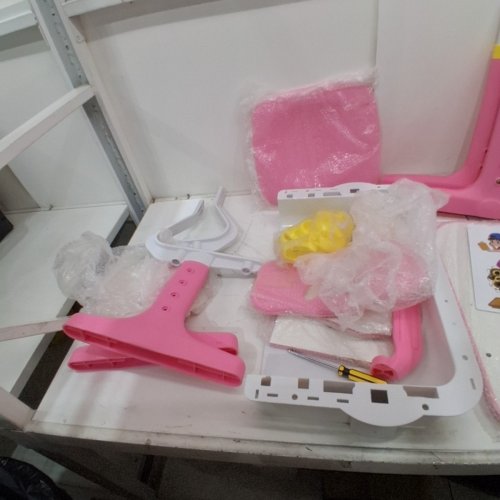 KID'S ADJUSTABLE HEIGHT STUDY DESK - PINK/WHITE image 3