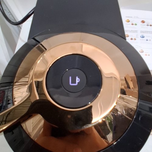 NESPRESSO BY DELONGHI - VERTUO NEXT COFFEE & ESPRESSO MACHINE - 7-CUP SIZES - BLACK/ROSE GOLD (MODEL: ENV120BCA) image 2