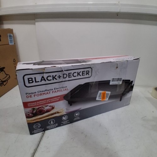 BLACK AND DECKER FAMILY SIZED ELECTRIC GRIDDLE - 20"X11" - BLACK (MODEL: GD1811BC) image 5