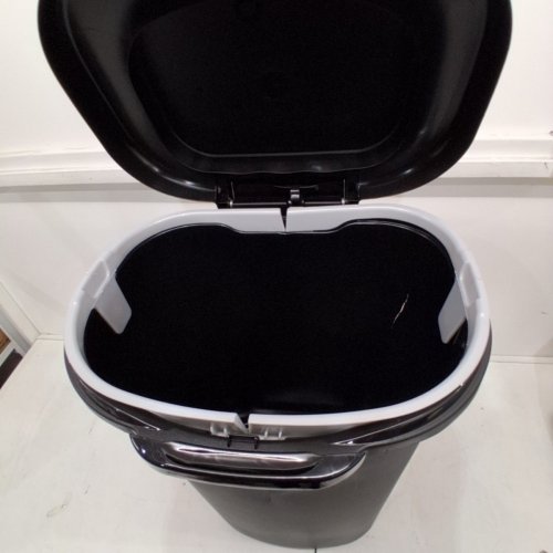 RUBBERMAID OAL TOUCH TOP TRASH CAN- 13GAL - GREY image 5