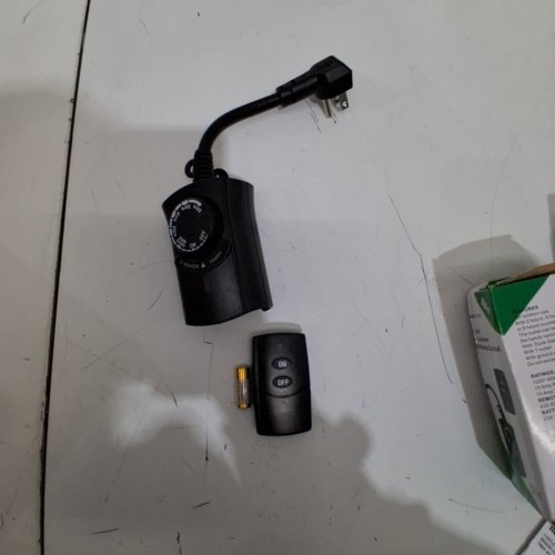 HBN OUTDOOR LIGHT SENSING COUNTDOWN TIMER WITH REMOTE CONTROL - 125 V; 15A/1875W RESISTIVE; 10A/1250W TUNGSTEN; 1/2 H/P - BLACK (MODEL: BNC-60/U204R) image 4