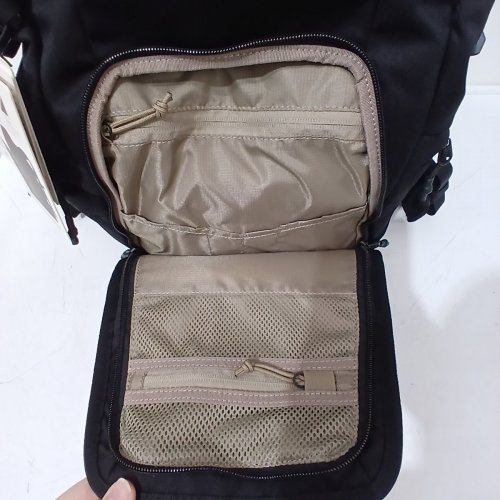 THULE COVERT CAMERA BACKPACK - 24L - BLACK (MODEL: 3205343) image 3