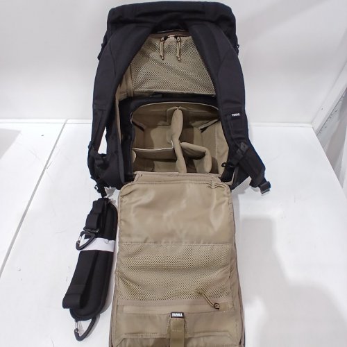 THULE COVERT CAMERA BACKPACK - 24L - BLACK (MODEL: 3205343) image 4