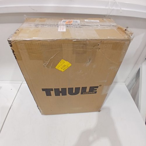THULE COVERT CAMERA BACKPACK - 24L - BLACK (MODEL: 3205343) image 5