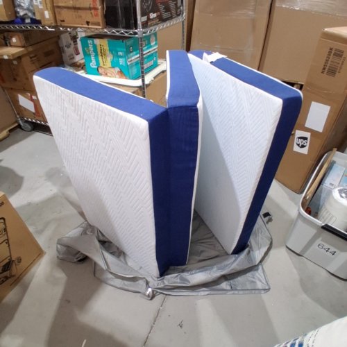 TRI-FOLD MEMORY FOAM MATTRESS WITH FOLDABLE DESIGN - TWIN - 4" - BLUE/WHITE image 2