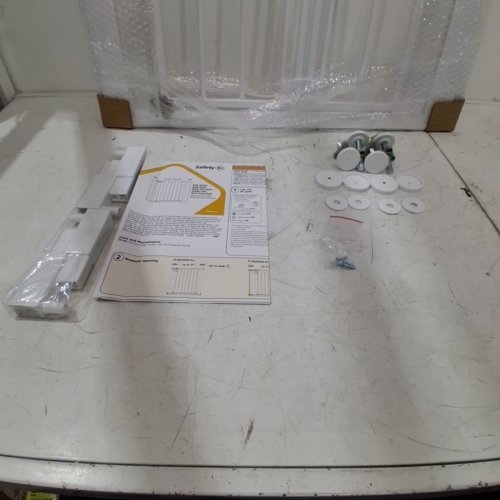 SAFETY 1ST EASY INSTALL AUTO-CLOSE GATE - 29" - 38" WIDE / 28" HIGH - WHITE (MODEL: GA099CWHO1ZY) image 3