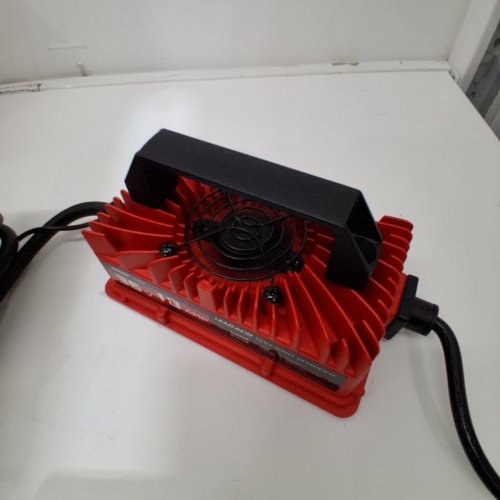 EPOWREY LEAD ACID BATTERY CHARGER FOR EZGO TXT D GOLF CARTS - 18A - 36V - RED (MODEL: EB-36V18A) image 2