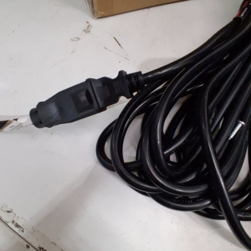 ELECTRIC PRESSURE WASHER WITH FOAM CANNON - 2000 PSI MAX - 1.76 GPM - 1500W - 30FT HOSE - YELLOW AND BLACK (MODEL: HRT03S) image 2