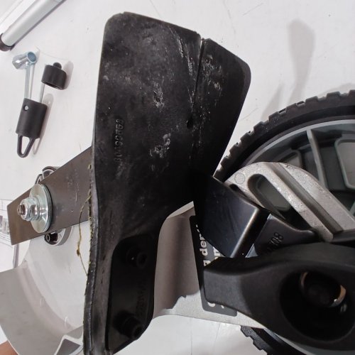 WBEDGERATT SUNSEEKER STRAIGHT SHAFT EDGER ATTACHMENT - 8.9" BLADE - SILVER / BLACK image 2