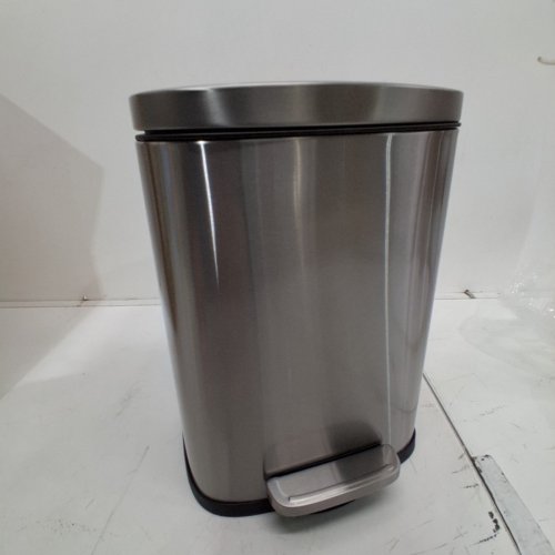 AMAZON BASICS MINI SOFT CLOSE TRASHCAN 5L -SILVER/NICKEL FINISH image 2