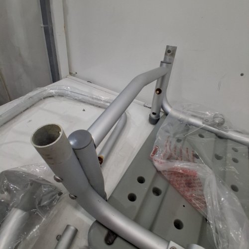 MEDLINE GUARDIAN BATHTUB TRANSFER BENCH WITH BACK SUPPORT & SUCTION FEET - 400LBS CAPACITY - GREY (MODEL: G3-100KBX1) image 3