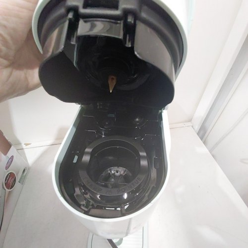 KEURIG K-EXPRESS SINGLE SERVE COFFEE MAKER - MINT (MODEL: K-EXPRESS K26) image 3