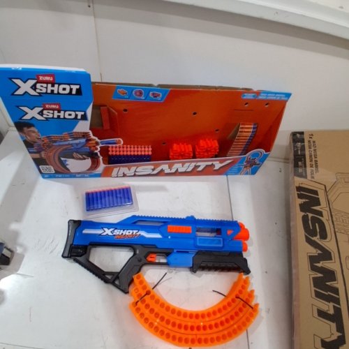 ZURU XSHOT INSANITY MAD MEGA BARREL WITH 72 DARTS image 2