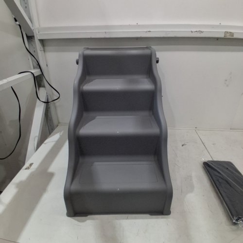 AMAZON BASICS FOLDABLE 4-STEP PET STAIRS - 19.8" X 16" X 25.9" - GREY (MODEL: B09T45VHNG) image 3