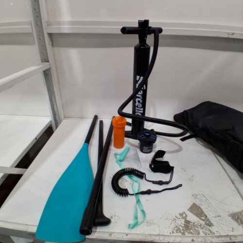 MARCELLO INFLATABLE STAND UP PADDLE BOARD AND ACCESSORY KIT - 10.5"X33" - TURQUOISE MANTA image 4