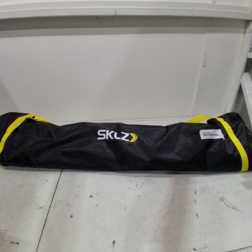 SKLZ QUICKSTER ULTRA-PORTABLE QUICK SETUP SOCCER GOAL - 12FT X 6FT - BLACK/YELLOW (MODEL: ‎3299) image 7