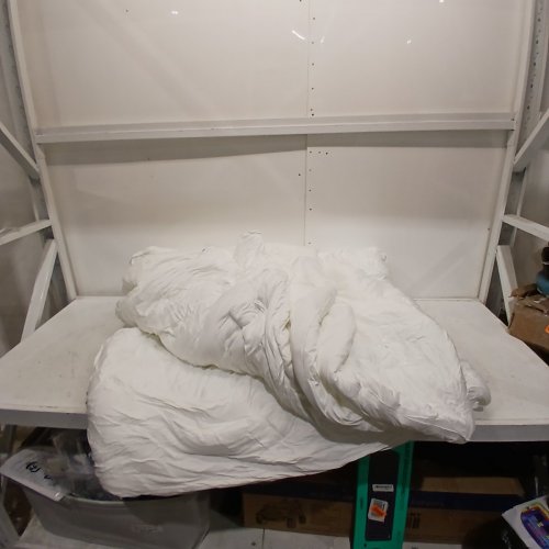 MELLOW MARSHMELLOW COMFORTER - QUEEN - WHITE image 2