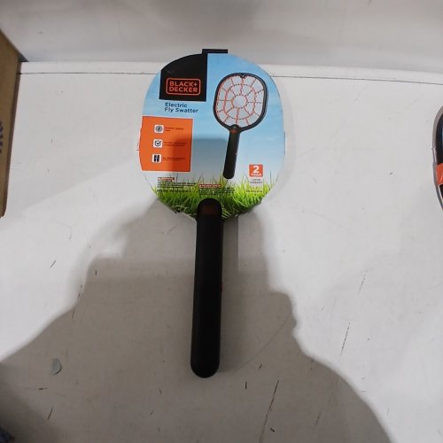BLACK + DECKER LARGE HANDHELD BATTERY POWERED ELECTRIC FLY SWATTER - ORANGE/BLACK image 3