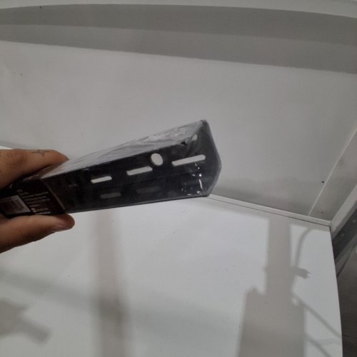 RUBBERMAID FASTTRACK UPRIGHT GARAGE RAIL - 47.5" image 3