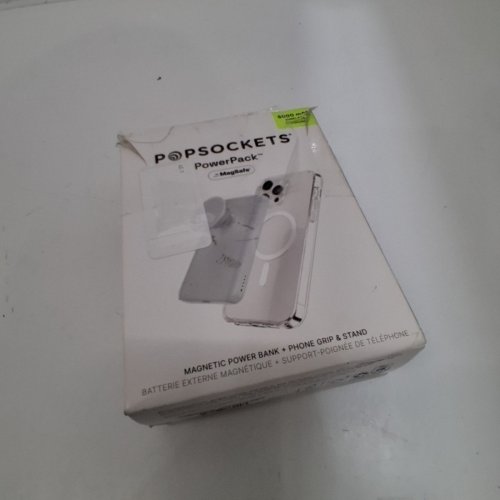 POPSOCKETS POWERPACK PORTABLE WIRELESS CHARGER FOR MAGSAFE COMPATIBLE IPHONES - 5000MAH - WHITE image 5