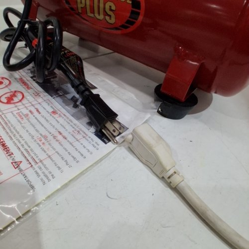 KING CANADA CORDED 1.5HP AIR COMPRESSOR - 2GAL - RED (MODEL: 8449C) image 2