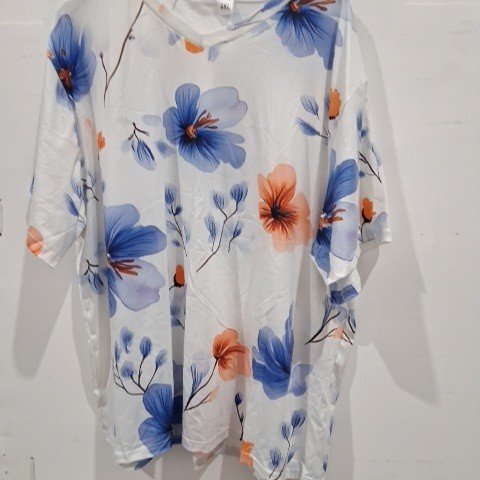 WOMENS SHORT SLEEVE TOP - 4XL - WHITE/BLUE FLORAL image 3