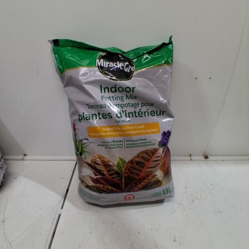 MIRACLE-GRO INDOOR POTTING MIX - 8.8L image 3
