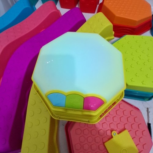 14PC B. TOYS BALANCE & GROOVE SET SENSORY MUSICAL BALANCE BEAM GAME FOR KIDS - MULTI-COLOUR (MODEL: BX2602C1Z) image 2