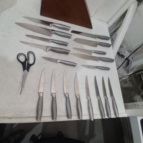 20PC HENCKELS MODERNIST SELF-SHARPENING KNIFE BLOCK SET- STAINLESS STEEL (MODEL: 1374080) image 3