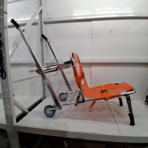 FOLDABLE ALUMINUM EMS STAIR CLIMBING CHAIR WITH 2 WHEELS - 350LBS CAP - (MODEL: YHR-W1) image 2