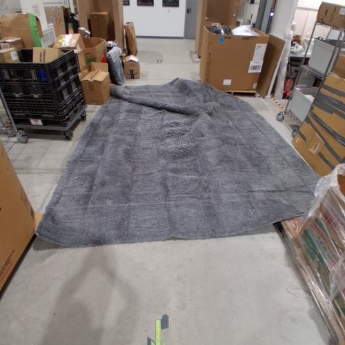 FLUFFY FAUX FUR SHAG AREA RUG WITH NON-SLIP BACKING - 10FT X 14FT - GREY image 3