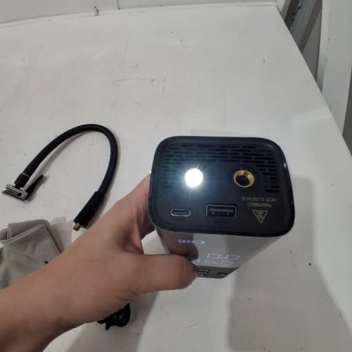 GOOLOO AP150 PORTABLE CORDLESS AIR COMPRESSOR PUMP /TIRE INFLATOR WITH AUTO-SHUTOFF - 150 PSI - BLACK (MODEL: A12-3) image 3