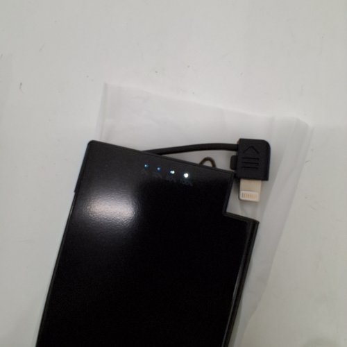 AUSKANG ULTRA SLIM POWER BANK WITH BUILT-IN LIGHTNING CABLE - 5000MAH - BLACK (MODEL: WT-H362) image 2
