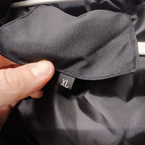 WOMENS PUFFER VEST - EXTRA LARGE - BLACK image 2